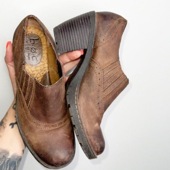 BORN Leather Western Booties - Picture 7 of 8